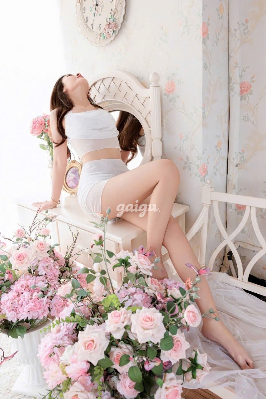Ngọc Trinh Gái Xinh Dáng Đẹp