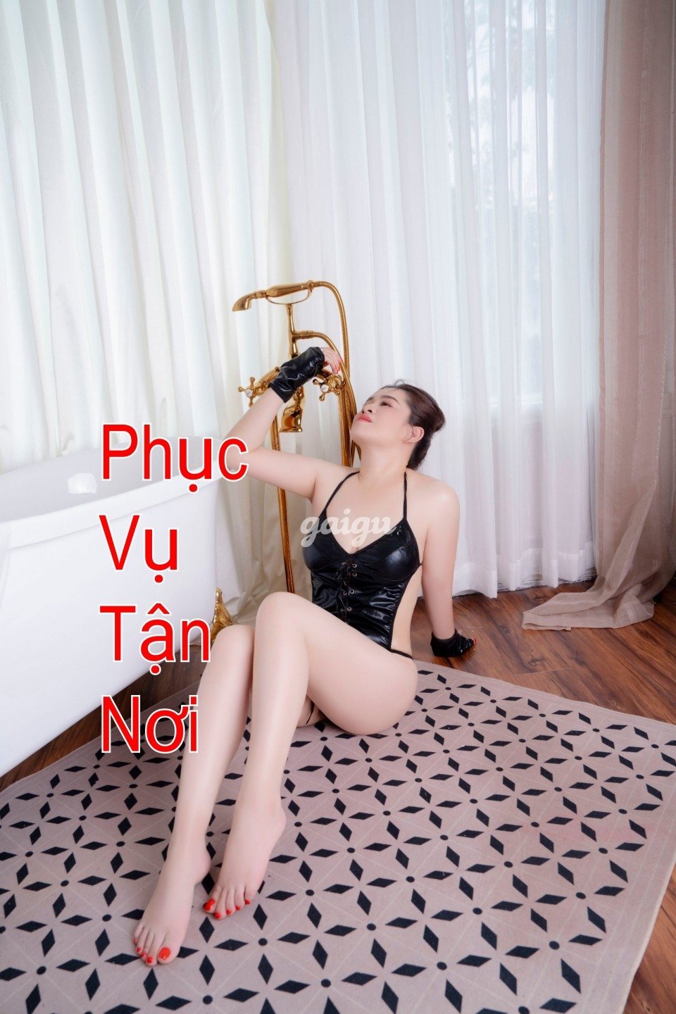 MINH CHÂU – LẦN ĐẦU LÀM NGHỀ